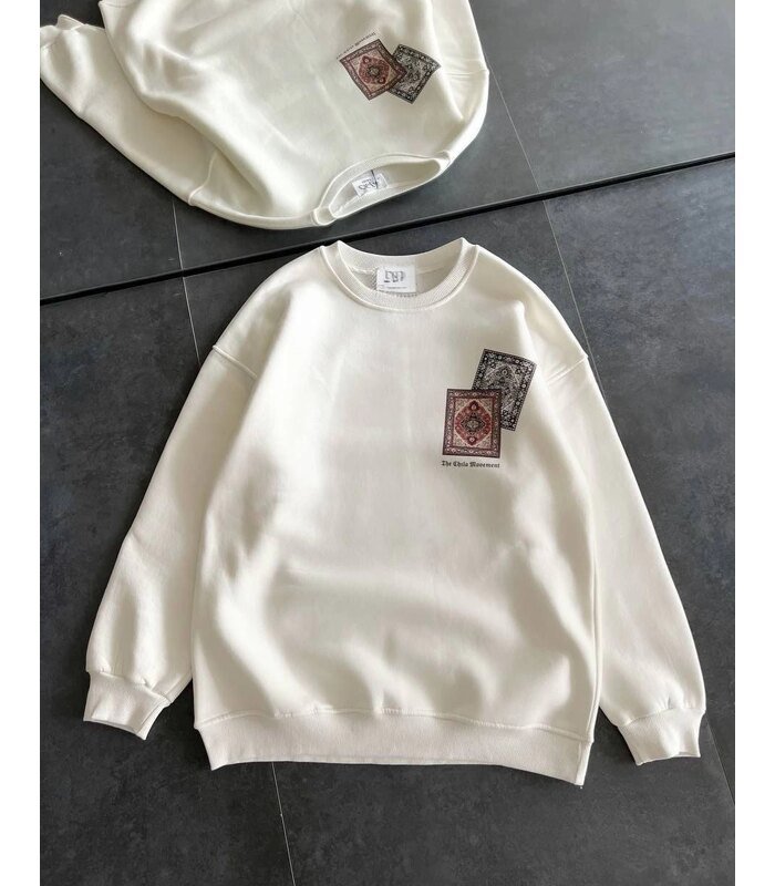 kadin-bisiklet-yaka-baskili-sweatshirt-beyaz-99598167-sw959sh1222-c4d9ec264a-700x800-1 Kadın Bisiklet Yaka Kilim Halı Baskılı 3 İplik Pamuklu Sweatshirt - Beyaz - Görsel 1