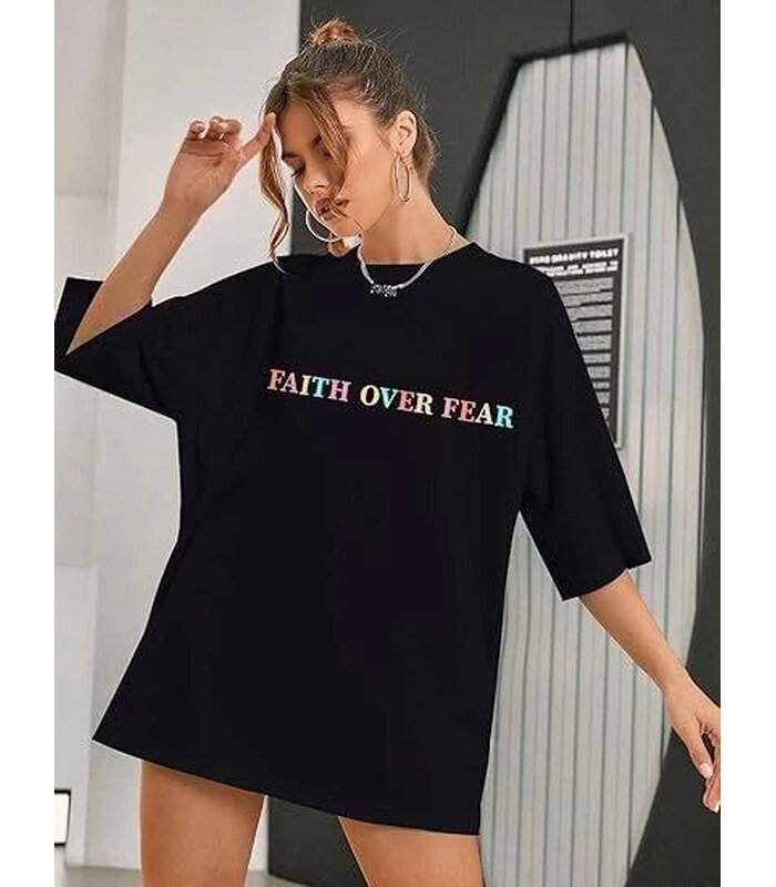 kadin-bisiklet-yaka-baskili-t-shirt-siyah-40482244-sw413sh550-0ed0685513-700x800-1 Kadın Baskılı T-Shirt Kısa Kol Bisiklet Yaka Oversize Rahat Kalıp Tişört - Siyah - Görsel 1