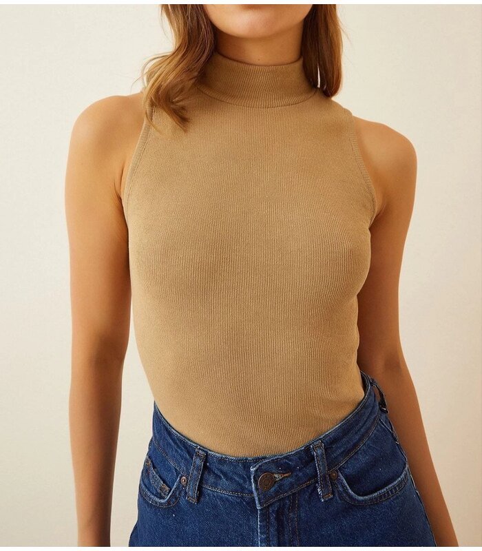 kadin-full-likrali-fitilli-kaskorse-body-camel-96582716-sw1137sh1280-f8beb8dec4-700x800-1 Kadın Full Likralı Fitilli Kaşkorse Body - Camel - Görsel 1
