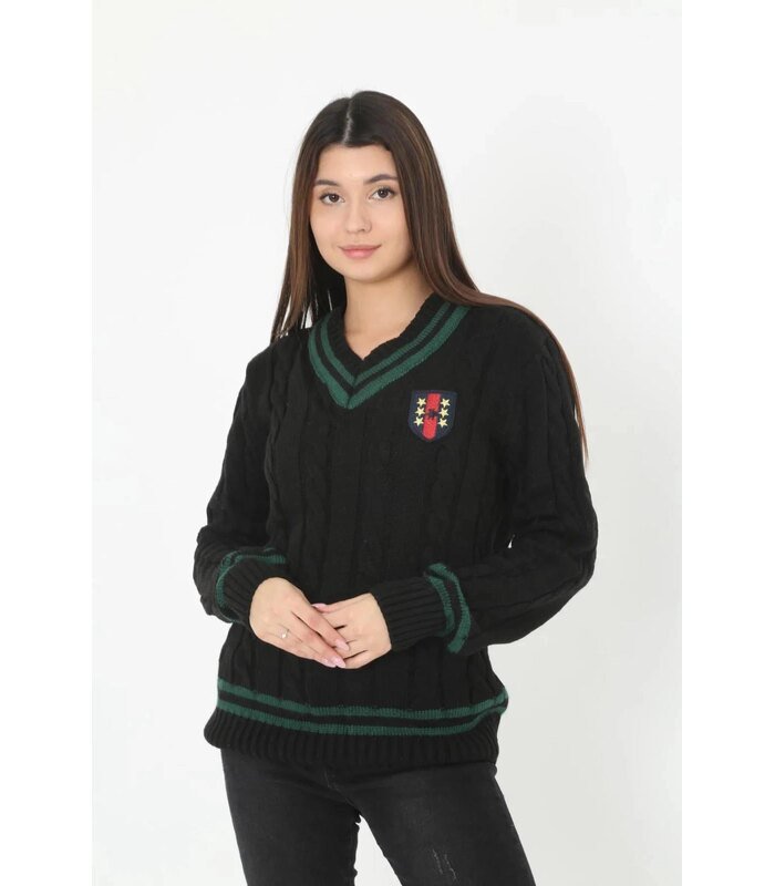 kadin-v-yaka-orgulu-kazak-siyah-169928819-sw1066sh1600-5635a8c841-700x800-1 Kadın V Yaka Örgülü Kazak - Siyah - Görsel 1