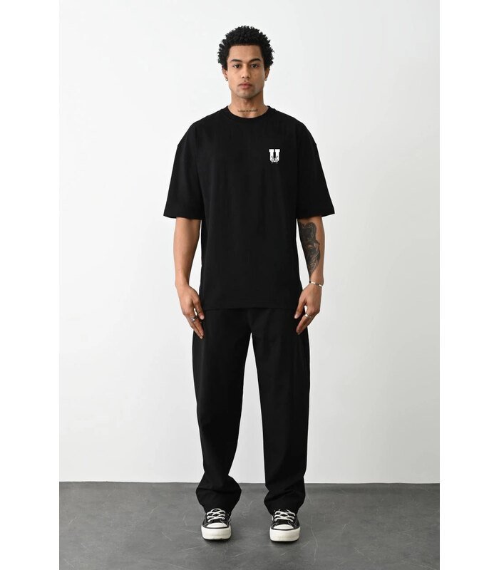 unisex-bisiklet-yaka-baskili-oversize-t-shirt-siyah-88270153-sw854sh1280-4d41b07a20-700x800-1 Erkek Kısa Kol Yazlık Tişört Bisiklet Yaka Baskılı Oversize T-Shirt - Siyah - Görsel 1