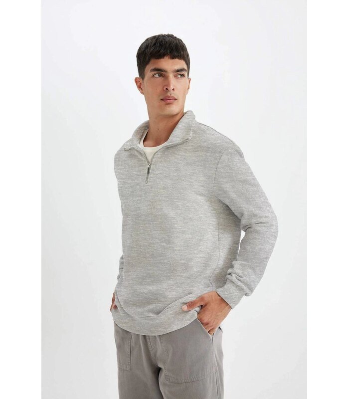 unisex-uzun-kol-yarim-farmuarli-yakali-basic-sweatshirt-gri-16706691-sw853sh1280-57d212a70c-700x800-1 Erkek 3 iplik Pamuklu Uzun Kol Yarım Farmuarlı Yakalı SweatShirt - Gri - Görsel 1